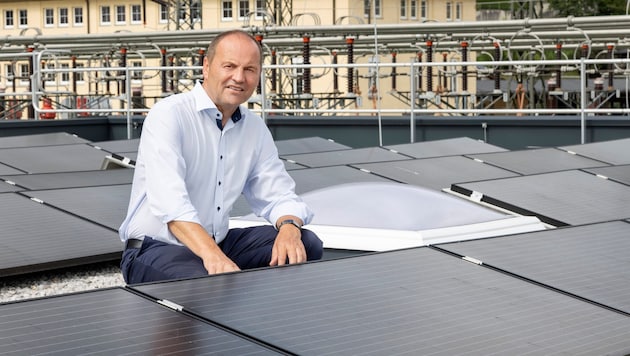 „Jede zusätzliche Kilowattstunde aus erneuerbaren Quellen stärkt die Unabhängigkeit“, sagt dazu ...