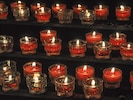 Die Burschen waren auch in der Kirche zugange.