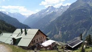 Peter Freiberger Von der Ludwigsburger Hütte blickt man bis in den Talschluss.