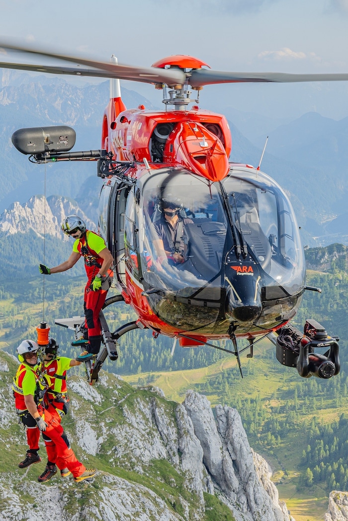 Rund 350 Windenbergungen werden pro Jahr von den Einsatzkräften durchgeführt – viele davon auch ...