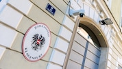 Die Bluttat in der Justizanstalt Klagenfurt wirft viele Fragen auf. Dazu gibt es nun eine neue ...
