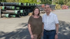 Burgaus Bürgermeisterin Nicol Gradwohl und ihr Neudauer Amtskollege Wolfgang Dolesch. 