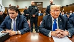Todd Blanche (li.) war seit April interimistischer Justizminister, jetzt übernimmt er das Amt ...