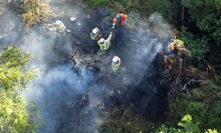 Ein Drohnenbild zeigt die Arbeit der Lungauer Feuerwehrleute.