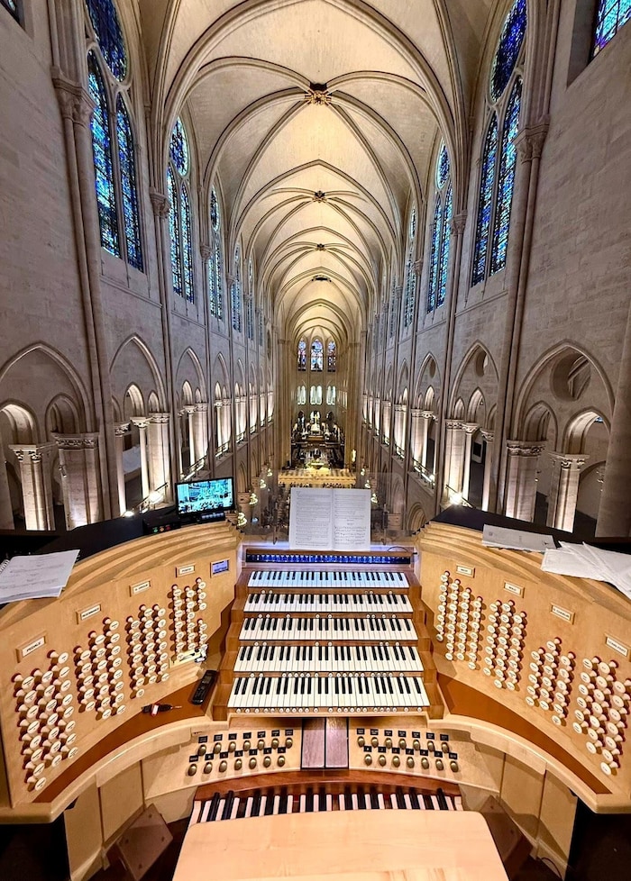 An dieser Orgel wird Frisee am 16. August in der Kathedrale Notre-Dame sitzen und sein Konzert ...