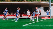 Katja Wienerroither (re.) traf zum 1:0 für Salzburg.