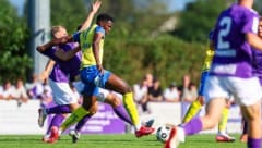 Austria Salzburg im Duell mit der Vienna.