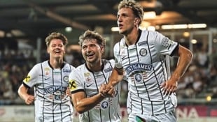 Weinhandl, Seidl und Co. feiern Nelson Weiper, der Sturms neuer Goalgetter werden könnte.