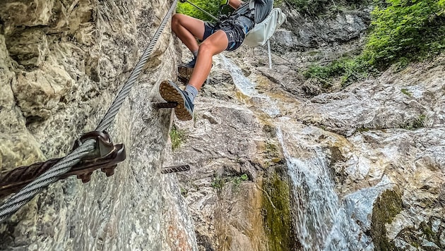 Der Bursch war mit seinen Eltern auf einem Klettersteig unterwegs (Symbolfoto).