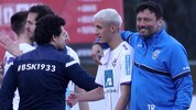 Ex-Coach Andi Fötschl (re. neben Sohn Yannic) tippt für die „Krone“ den Endstand der eben ...