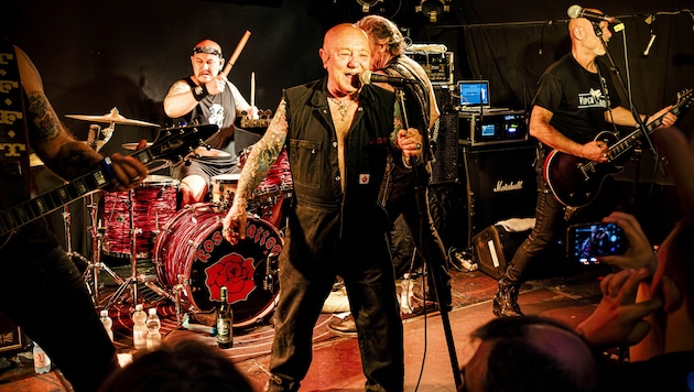 Gary „Angry“ Anderson ist seit 1976 Gesicht und Stimme der australischen Kult-Rocker Rose ...