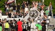 Die Fans feierten mit ihrer Mannschaft.