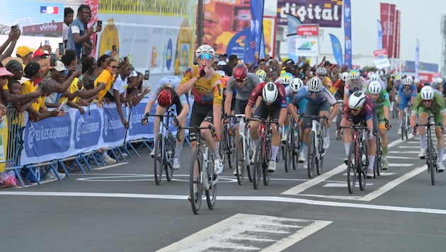 Kilian Feurstein dominierte den Massensprint auf dem letzten Teilstück der Tour de la ...