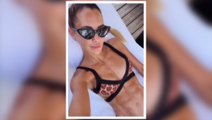 Alessandra Meyer-Wölden zeigt ihre tollen Bauchmuskeln auf Instagram.