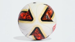 Deutschlands neues Spielgerät für die Bundesliga und die zweite deutsche Bundesliga