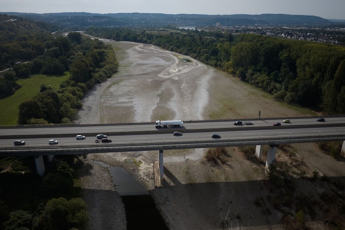 Der Rhein droht, „auseinanderzufallen“.