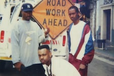 US-Rapper Tupac Shakur (ganz links im Bild) wurde 1996 ermordet.