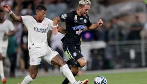 Jantscher spielte mit Sturm ebenfalls in der Quali zur Champions League, hier gegen den PSV ...