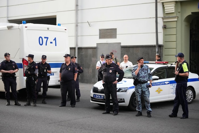 Die Polizei sperrte den Bereich rund um das Oberste Gericht.