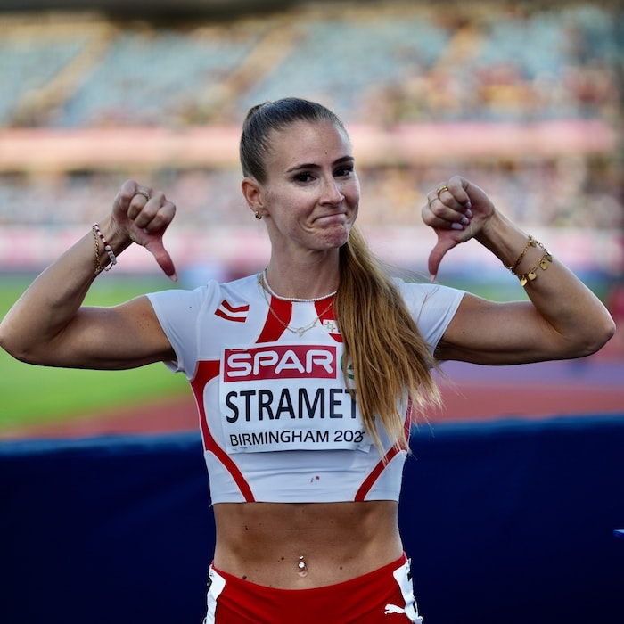 Karin Strametz: Daumen nach unten, Aus im Vorlauf über 100 Meter Hürden.