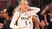 Sophie Cunningham sticht auf dem Platz mit ihren Leistungen und abseits davon mit ihren starken ...