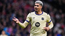 Ronald Araujo schließt sich Liverpool an.