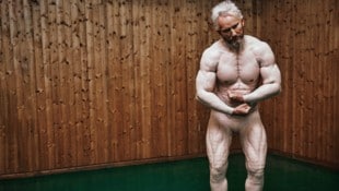  Franz Josef Baur möchte mit seinem neuen Kunstprojekt „The Cult of Perfection“ zum Nachdenken ...