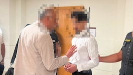Seit dem Angriff Ende Mai sitzt der junge Angeklagte in Untersuchungshaft.