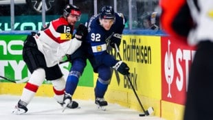 GEPA 99ers-Zugang David Maier (l.) hat bei der WM gegen Finnland sein Können demonstriert.