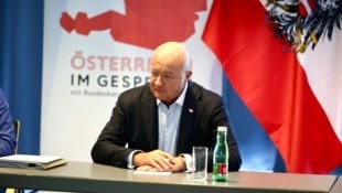 Bundeskanzler Christian Stocker stellt sich am Dienstag in Villach den Fragen der Bürger.