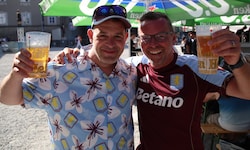 Die Freunde Bob und Greg reisten aus Birmingham an.