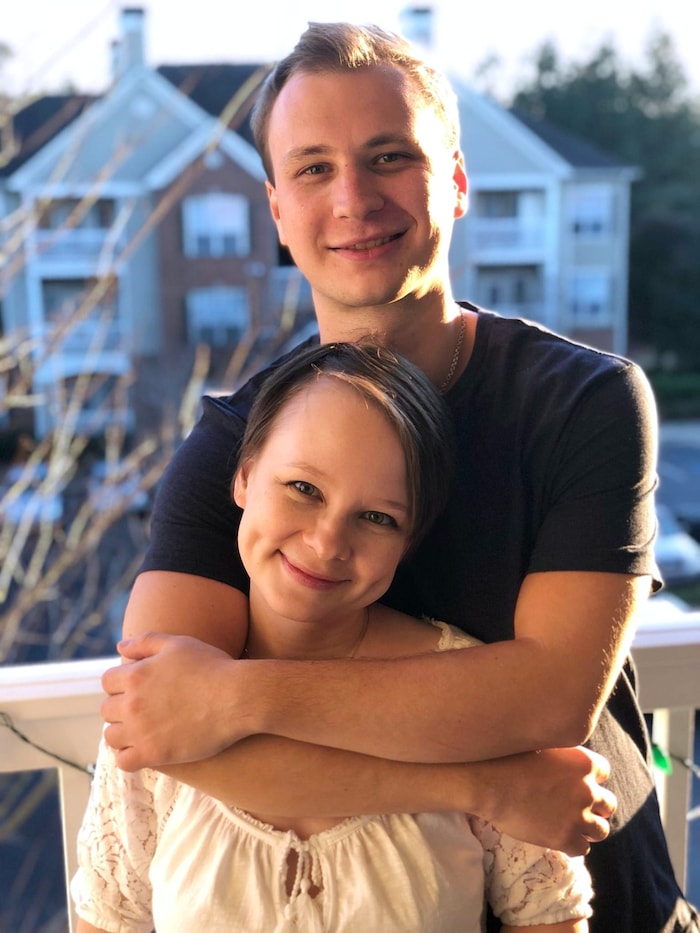 Dieses FRoto von Robert Gilman und seiner Schwester wurde von der Familie veröffentlicht.