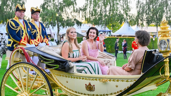 Ein kleiner Ascot-Moment durfte in Aachen nicht fehlen: Kronprinzessin Amalia fuhr mit der ...