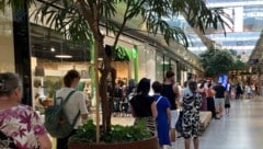 Im Europark bildete sich eine lange Warteschlange.