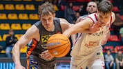 Aron Stazic (re.) bleibt bei BC Vienna an Bord.