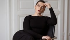 Die Klagenfurter Autorin Shelja Baltić taucht in Abgründe der heimischen Spitzenpolitik.