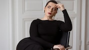 Die Klagenfurter Autorin Shelja Baltić taucht in Abgründe der heimischen Spitzenpolitik.