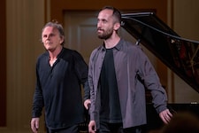 Umjubelter Klavierabend: Hinterhäuser und Levit spielten Messiaen.