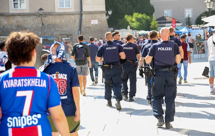 Die Polizei war mit einem Großaufgebot Einsatz.