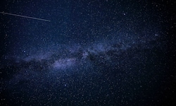„Krone“-Fotograf Imre Antal fing den Meteorschauer über Niederösterreich ein.