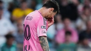 Schwere Wochen liegen hinter Superstar Lionel Messi. 