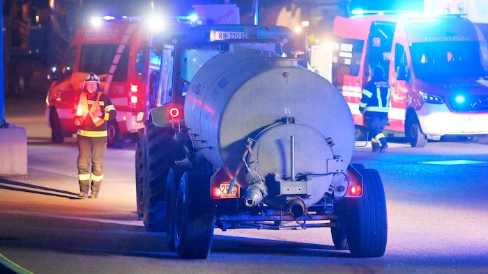 Eineer der ungewöhnlichen Wassertransporter