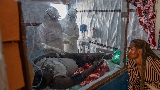 Es gibt immer mehr Ebola-Infizierte, doch weder Impfstoff noch Therapie.