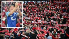 Die Fans von Nottingham Forest feiern Oliver Glasner und Xaver Schlager. 