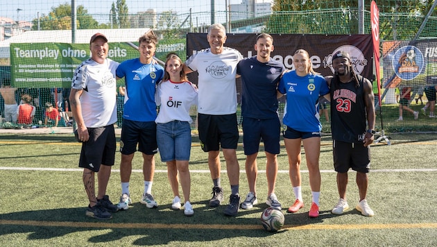 v.l.n.r.: „Campchef“ Philipp Trojer, Berni Zimmermann, Fitore Morina, Martin Saboi, Mirko Kos, ...