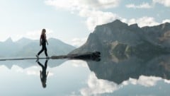 Der neue „Mountain Mirror“: Die Berge spiegeln sich im Wasser.