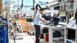 Polytec mit Hauptsitz in Hörsching (OÖ) ist Zulieferer für die Automobilindustrie.