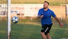 Die gute Laune beim Kicken verlieren die Ofteringer nicht. 