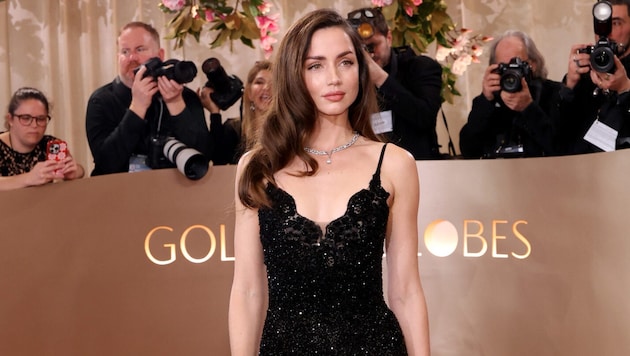 Ana de Armas ist frisch verliebt! Sie küsst nach dem Liebes-Aus mit Tom Cruise im letzten Jahr ...