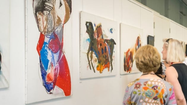 Luis Sammer in der Galerie des Flughafen Graz